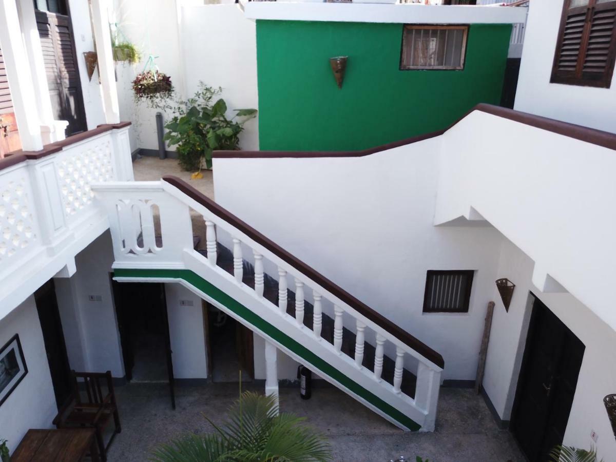 Zlife Stone Town Vandrerhjem Zanzibar Eksteriør bilde